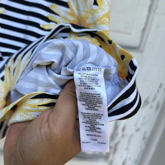 Stripes and Flowers mini dress sz 6 - Picture 6 of 10